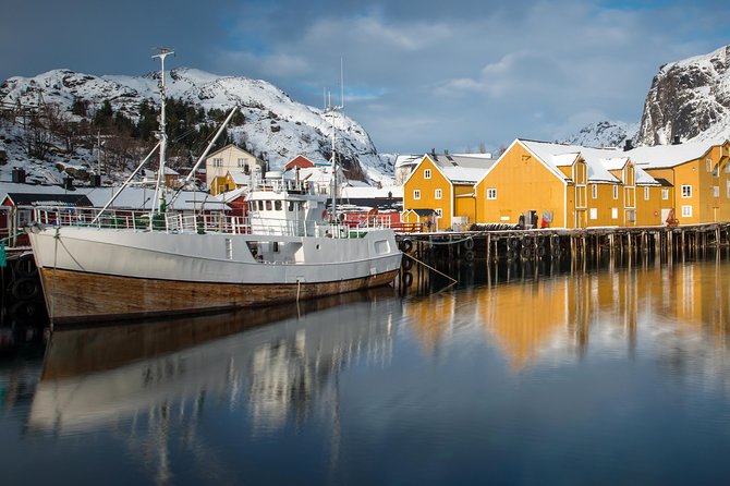 Lofoten Highlights Photo Tour - Henningsvær & Haukland - Rørvikstranda for a final beach view