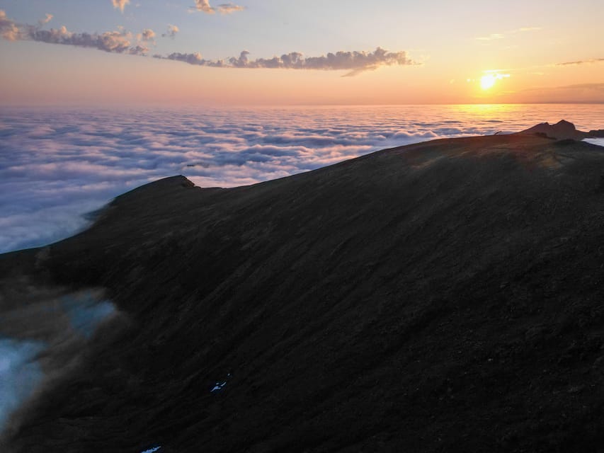 Lofoten Islands: Guided Hiking Into the Wilderness - Uphill - Who should book the uphill route?