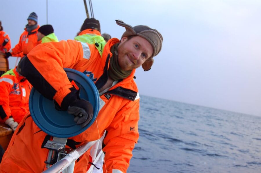 Lofoten: Traditional Fishing Trip - Staying warm on an exposed boat