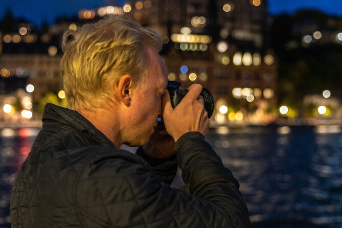 Magical ''Stockholm by Night'' Photo Walk - Painting with light and using movement