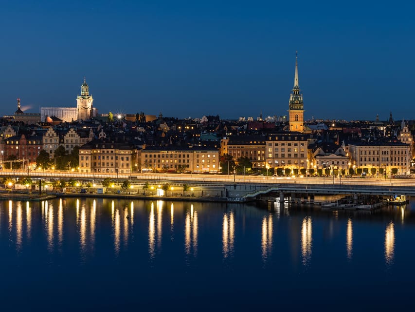 Magical ''Stockholm by Night'' Photo Walk - A private route that adjusts to your skill level