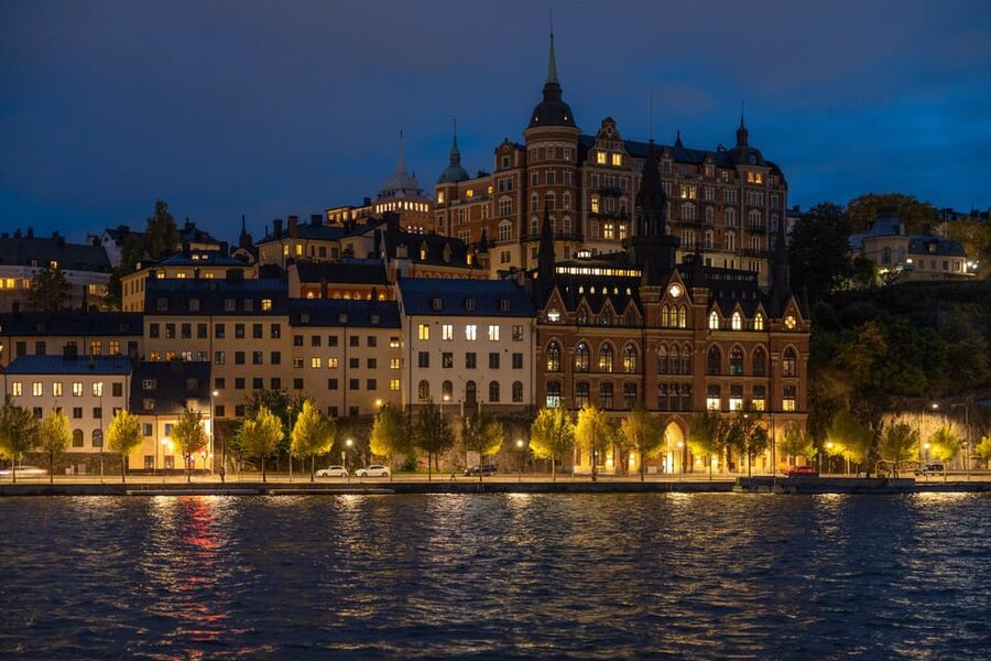 Magical ''Stockholm by Night'' Photo Walk - Is $155 a fair price for two hours?