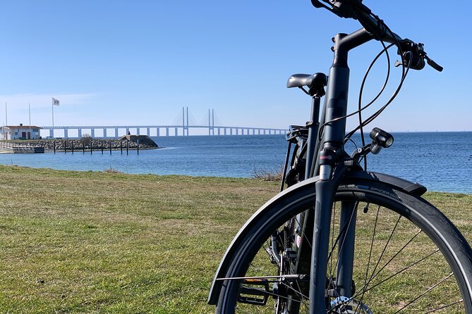 Malmo Bike Rental - Riding from old Malmö toward the Western Harbor