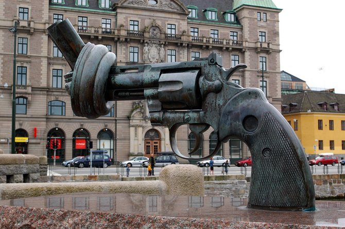 Malmö Full Day Private Trip, Sightseeing Tour & Lunch Option - Lilla Torg and the lunch choice