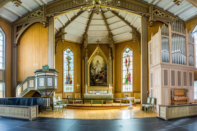 Midnight Concert in Tromsø Cathedral - Entering Tromsø Cathedral at 22:30