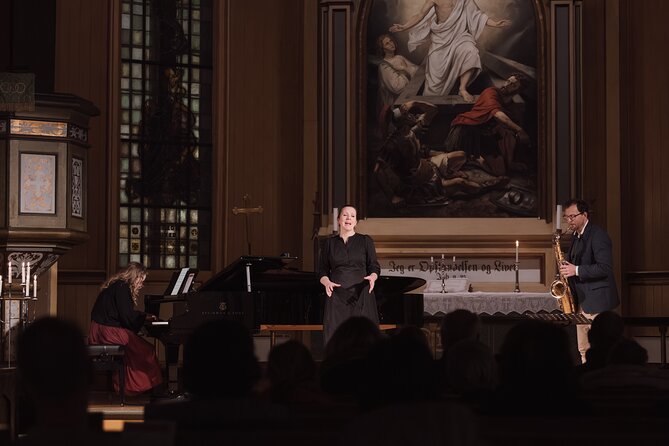 Midnight Concert in Tromsø Cathedral - Practical timing for a late-night event