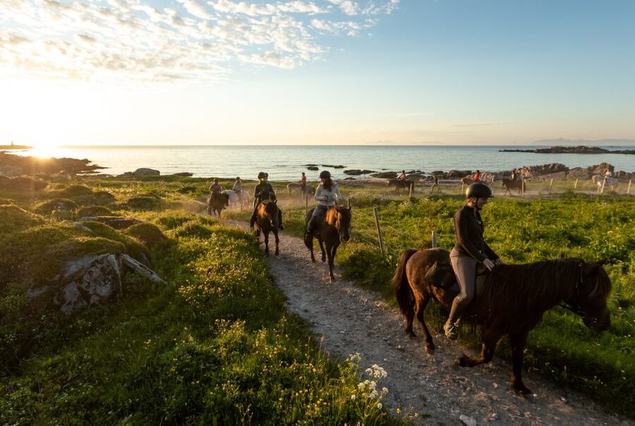 Midnight sun tour - Passing Viking settlement sites on the way to Hovsund