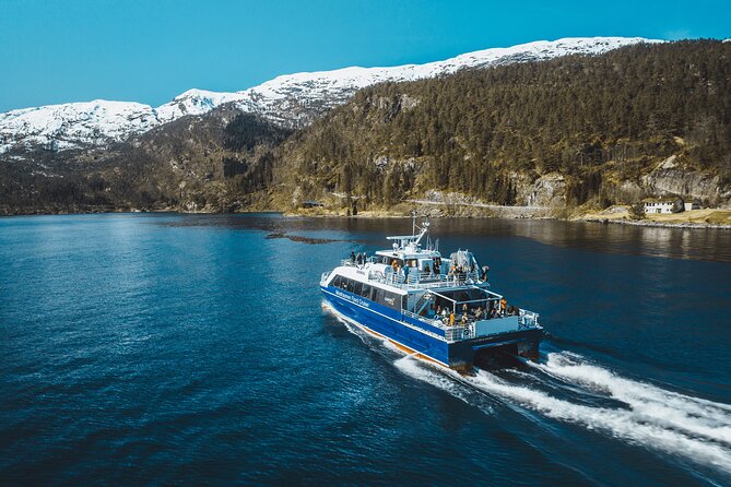 Mostraumen Fjord Cruise - Leaving Bergen for Osterfjord