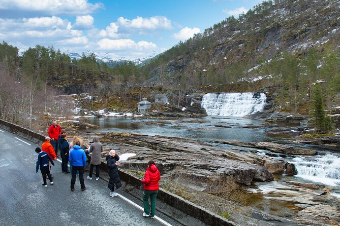 Mostraumen Golden Circle Fjordtour from Bergen – Group or Private - Leaving Bryggen for the fjord country