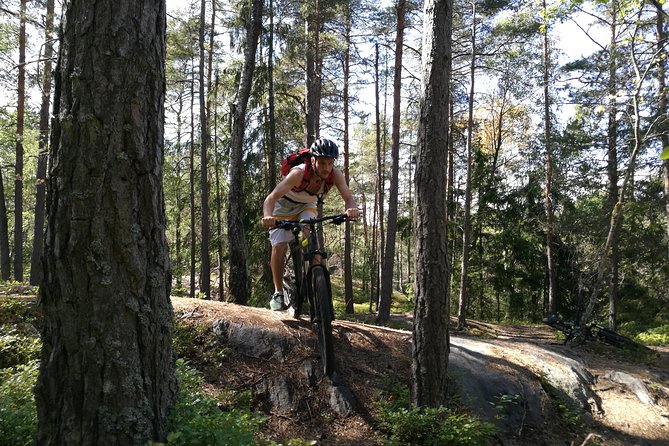 Mountain Biking Small-Group in Stockholm Forests for Beginners - What happens during the five hours