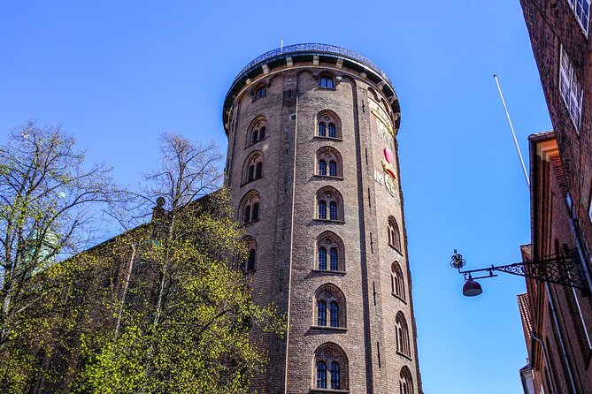 Native Walking Tour to Copenhagen - A Copenhagen walk that mixes royal sights with Reffen