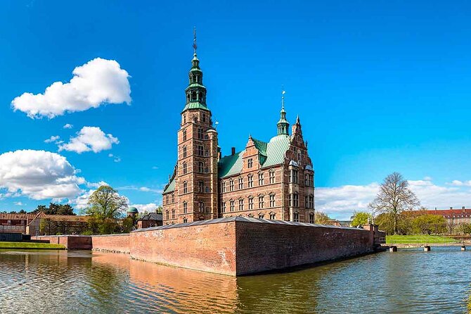 Native Walking Tour to Copenhagen - Rosenborg Castle and the King’s Garden