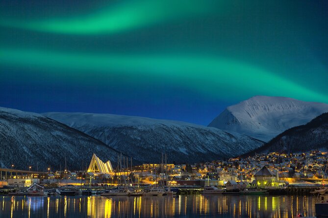 Northern light hunt in Tromsø. WiFi included - Leaving Tromsø at 7 pm
