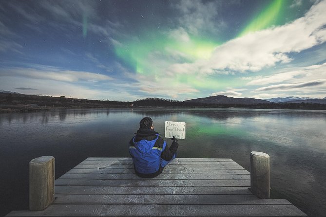 Northern Lights Adventure with Greenlander, 8 people max - What the Greenlander aurora chase is really like