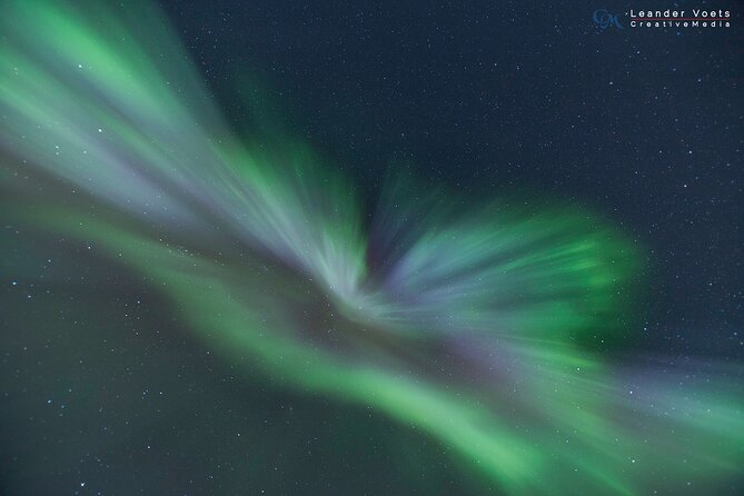 Northern Lights Big Bus Chase with Free Photos - Campfires, hot drinks, and Arctic waiting time