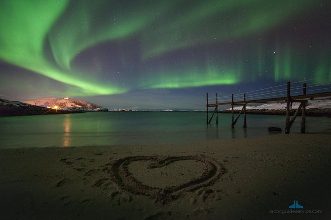 - Northern Lights Chase with Photo Package Included - Big bus or minibus: a meaningful choice
