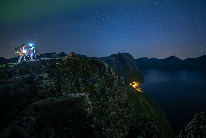 Northern Lights Expedition Tromsø - 6 people - Arctic Photo Guide - Why this Tromsø chase works differently