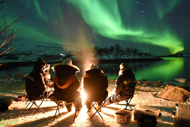 Northern Lights Hunt with The Green Adventure - photos included - Soup, fire, and a pause in the cold