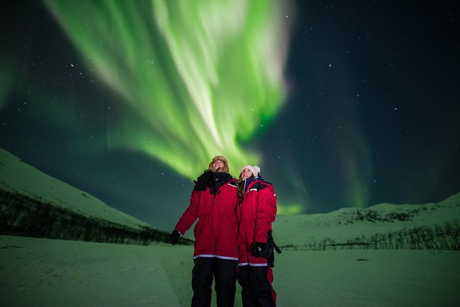 Northern Lights tour - All inclusive - Northern Horizon - A small group instead of a packed coach