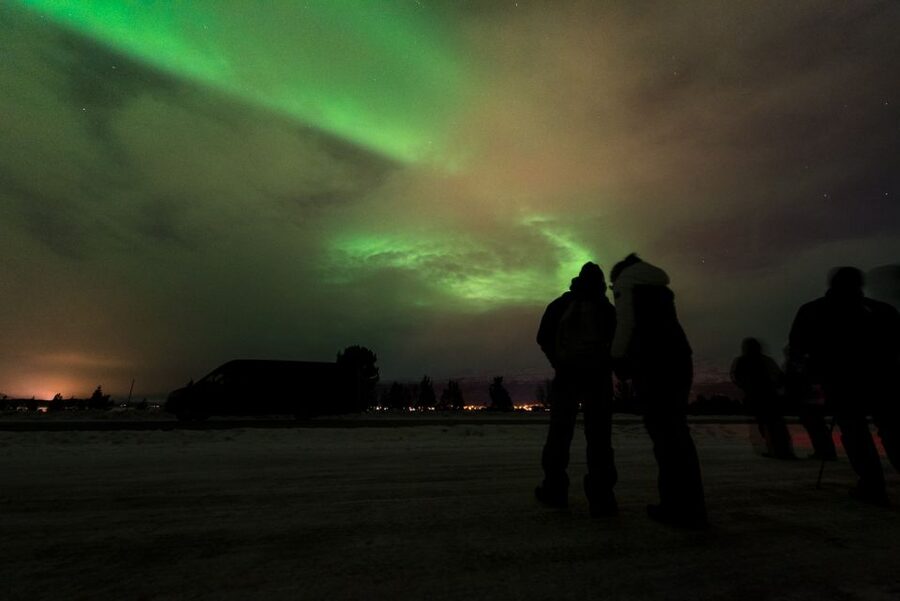 Northern lights Tromsø - small group tour with local guide - Leaving Tromsø for darker skies