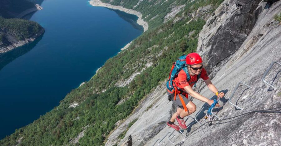 Odda: Full-Day Trolltunga Hiking, and Climbing Tour - The steep kilometre before the ferrata