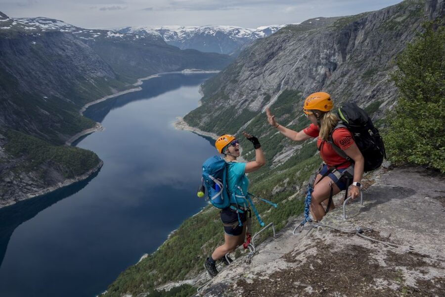 Odda: Full-Day Trolltunga Hiking, and Climbing Tour - The final 3 kilometers to Trolltunga