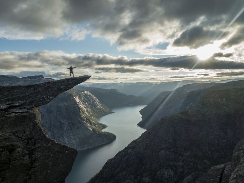 Odda: Trolltunga Via Ferrata, Sunset and Sunrise - Key points at a glance