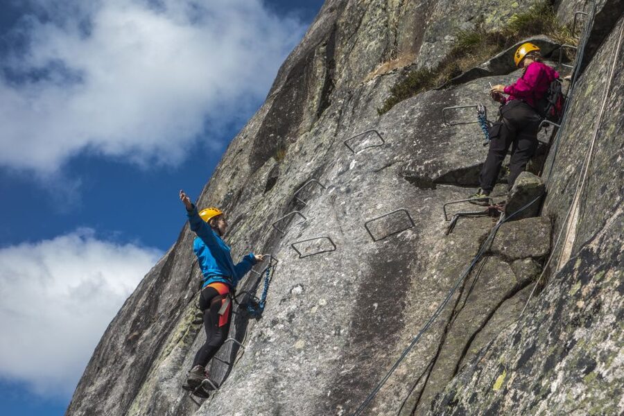 Odda: Trolltunga Via Ferrata, Sunset and Sunrise - Who should book this private climb?