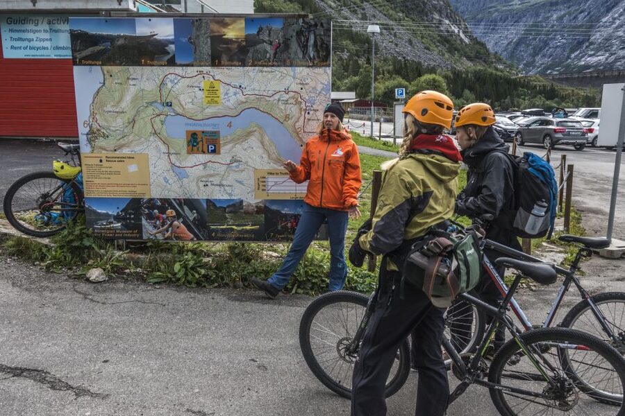 Odda: Trolltunga Via Ferrata, Sunset and Sunrise - Morning breakfast and the return to Odda