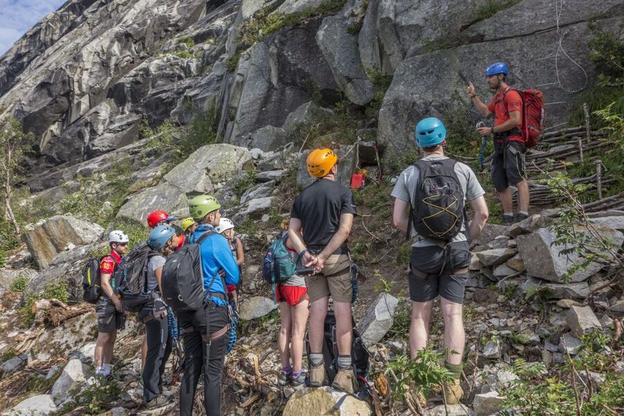Odda: Trolltunga Via Ferrata, Sunset and Sunrise - What to pack for a rough mountain day