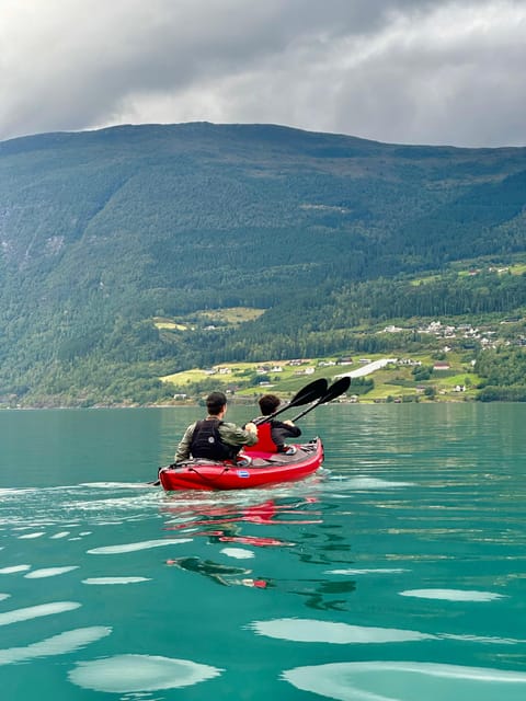 Olden: Experience Beginner-friendly Fjord Kayaking - A realistic two-hour schedule