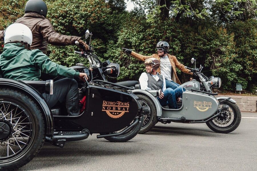 Oslo: 2-Hour Retro Motorcycle Sidecar City Tour - Parliament and the Royal Palace