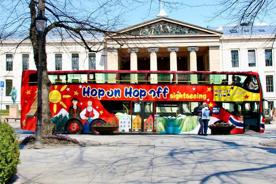 Oslo: 24 or 48-Hour Hop-On Hop-Off Sightseeing Bus Ticket - Why the bus works well in spread-out Oslo