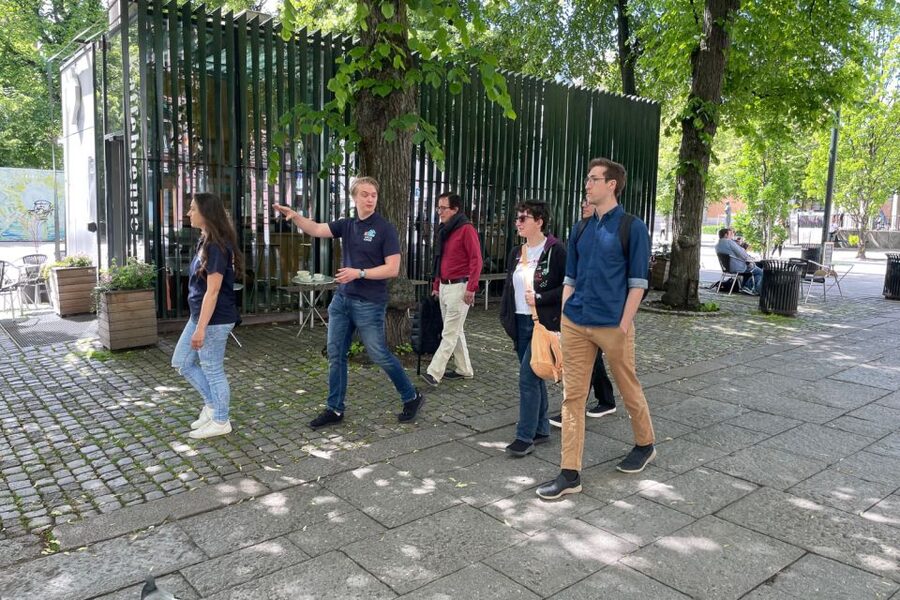 Oslo: Best of Oslo Walking Tour and Hop-on Hop-off Bus Tour - Should you book the Best of Oslo package?