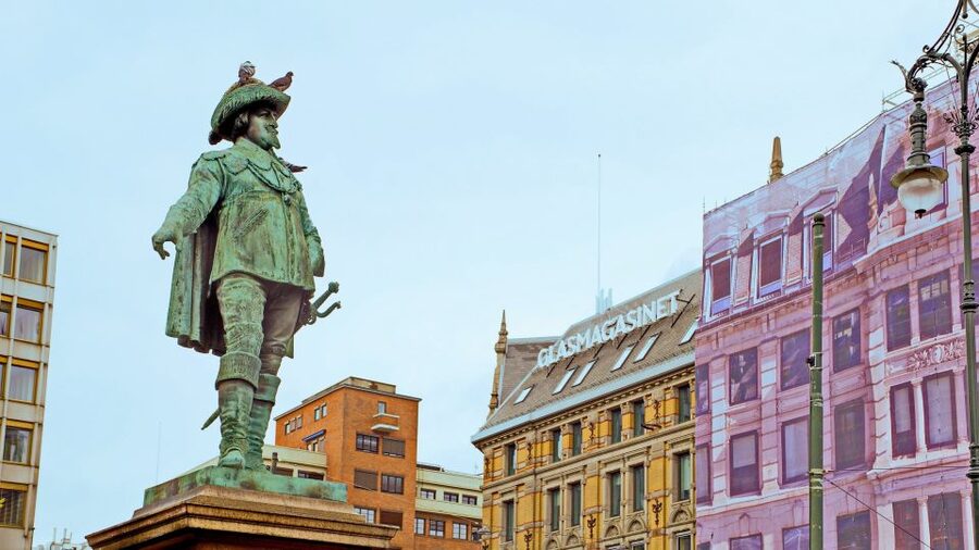Oslo: Best of Oslo Walking Tour - Karl Johan, the Parliament, and Oslo’s public face