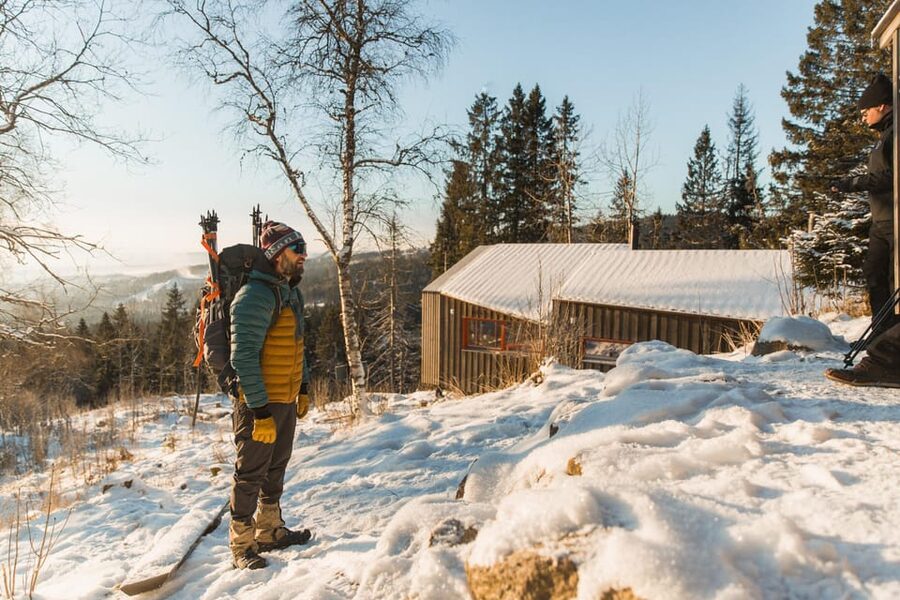 Oslo: Best View of the Oslofjord Winter Edition - Walking 5.4 Kilometers With Spikes and Poles