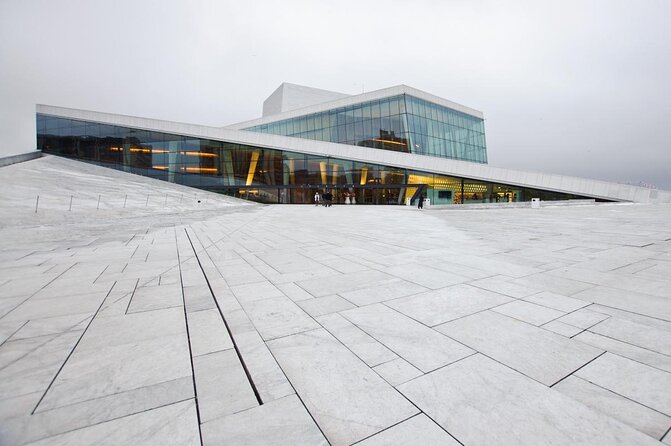 Oslo City Walks - The City of Contrasts - Oslo in Two Chapters: Old Streets and New Bjørvika