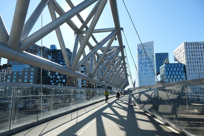 Oslo City Walks - The City of Contrasts - Group Size, Pace, and Practical Comfort