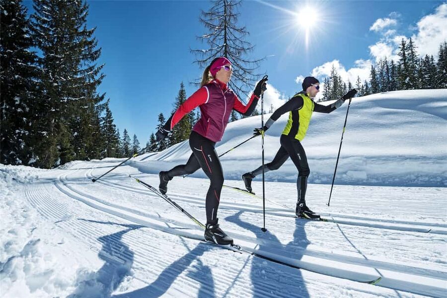 Oslo: Cross Country Skiing Equipment with private lesson - Collecting your skis and getting ready