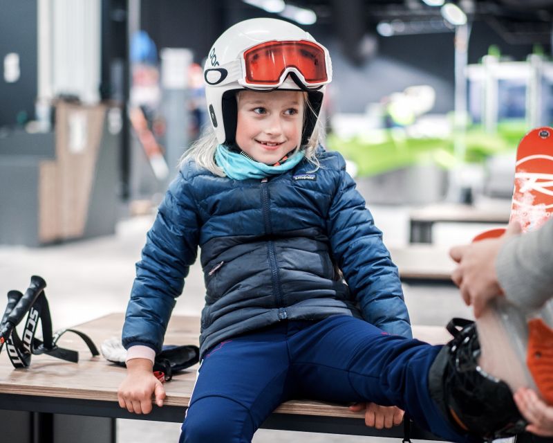 Oslo: Day Pass for Downhill Skiing at SNØ Ski Dome - The beginner area and ski park