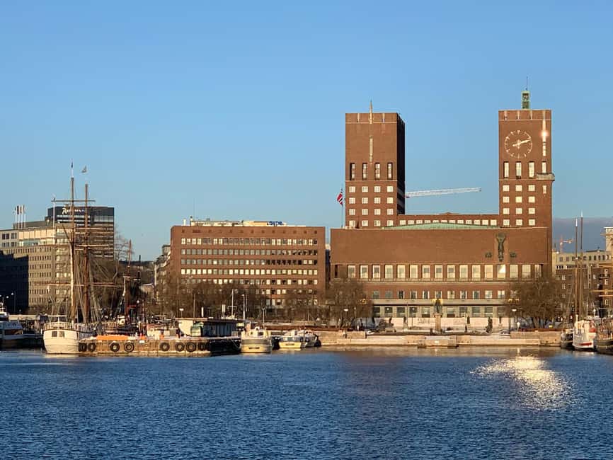 Oslo: Fjord Mini Cruise by Wooden Sailing Ship - Leaving City Hall and meeting Oslo from the water