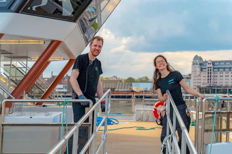 Oslo: Guided Sightseeing Fjord Cruise on Premium Silent Boat - Three outdoor decks, two warm saloons