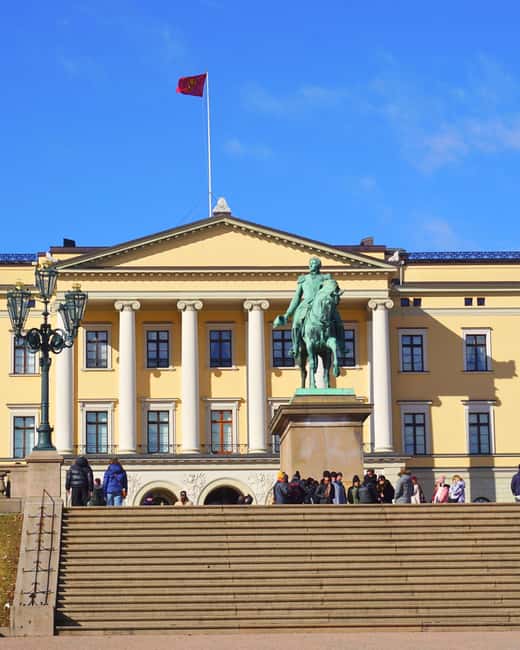 Oslo: History, Art and Secrets Tour - From the Royal Palace downhill to the harbour