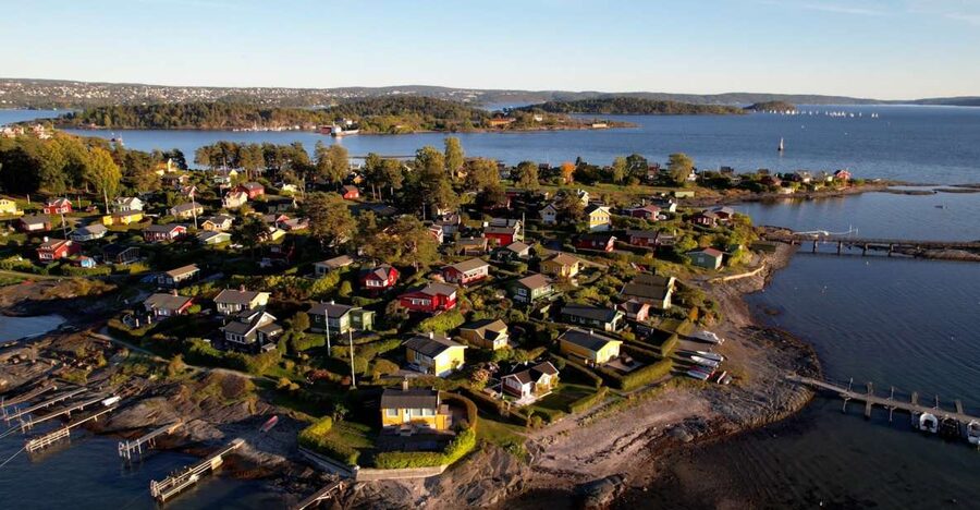 Oslo Island Walks: Island Hopping Tour - What the guides add to the experience