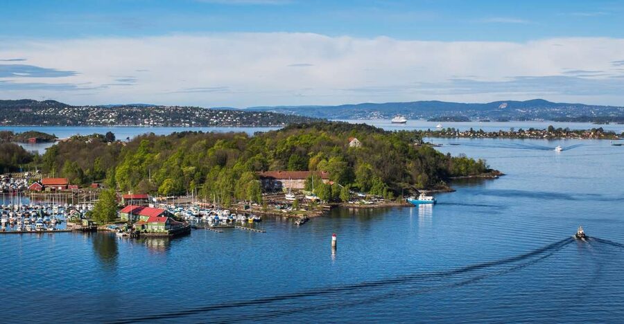 Oslo Nature Walks: Island Hopping Tour - Gressholmen: nature reserve and industrial traces