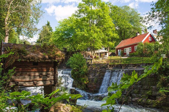 Oslo: Norwegian Food Tour & Hidden Gems City Walk - Starting beside Oslo’s Tiger sculpture