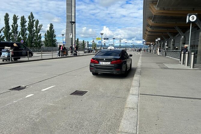 Oslo Private Airport/Hotel Transfer Service || English Speaking - Families, older passengers, and special requests