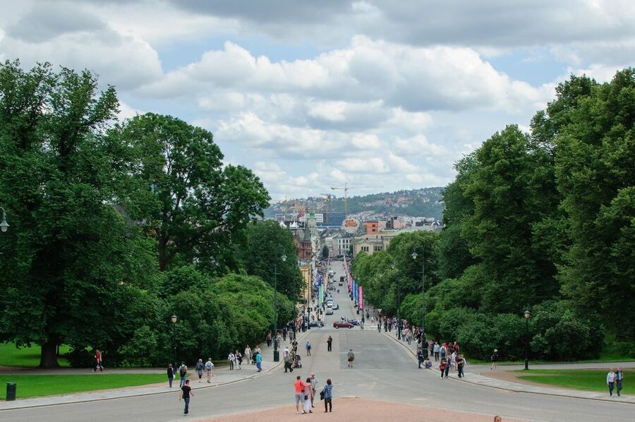 Oslo: Private City Center Highlights Guided Walking Tour - Akershus Fortress, Oslo’s old defensive stronghold