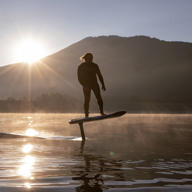 Oslo: Private water adventure and E-Foil rental - Cold weather can change the whole experience