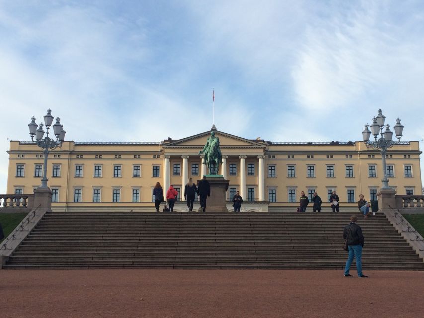 Oslo: Sightseeing with Holmenkollen Ski Jump & Vigeland Park - Who will get the most from this outing?